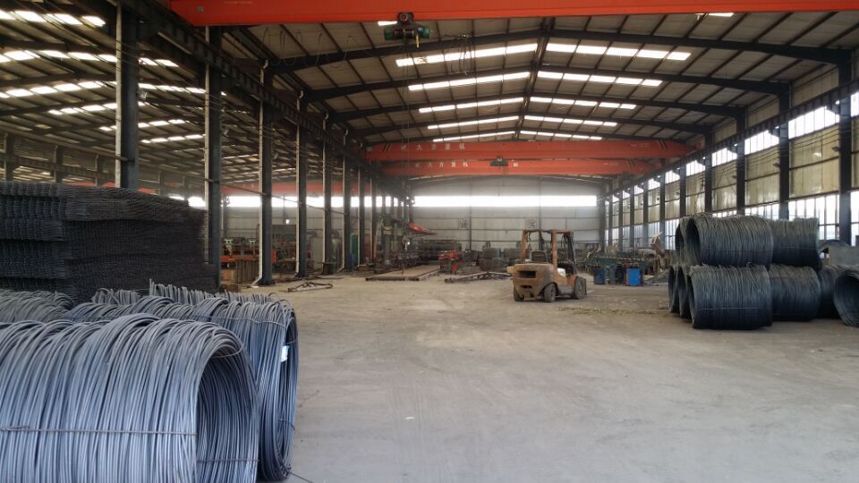 鋼 絲 網(wǎng) 片 車(chē) 間 鋼 絲 網(wǎng) 片 車(chē) 間